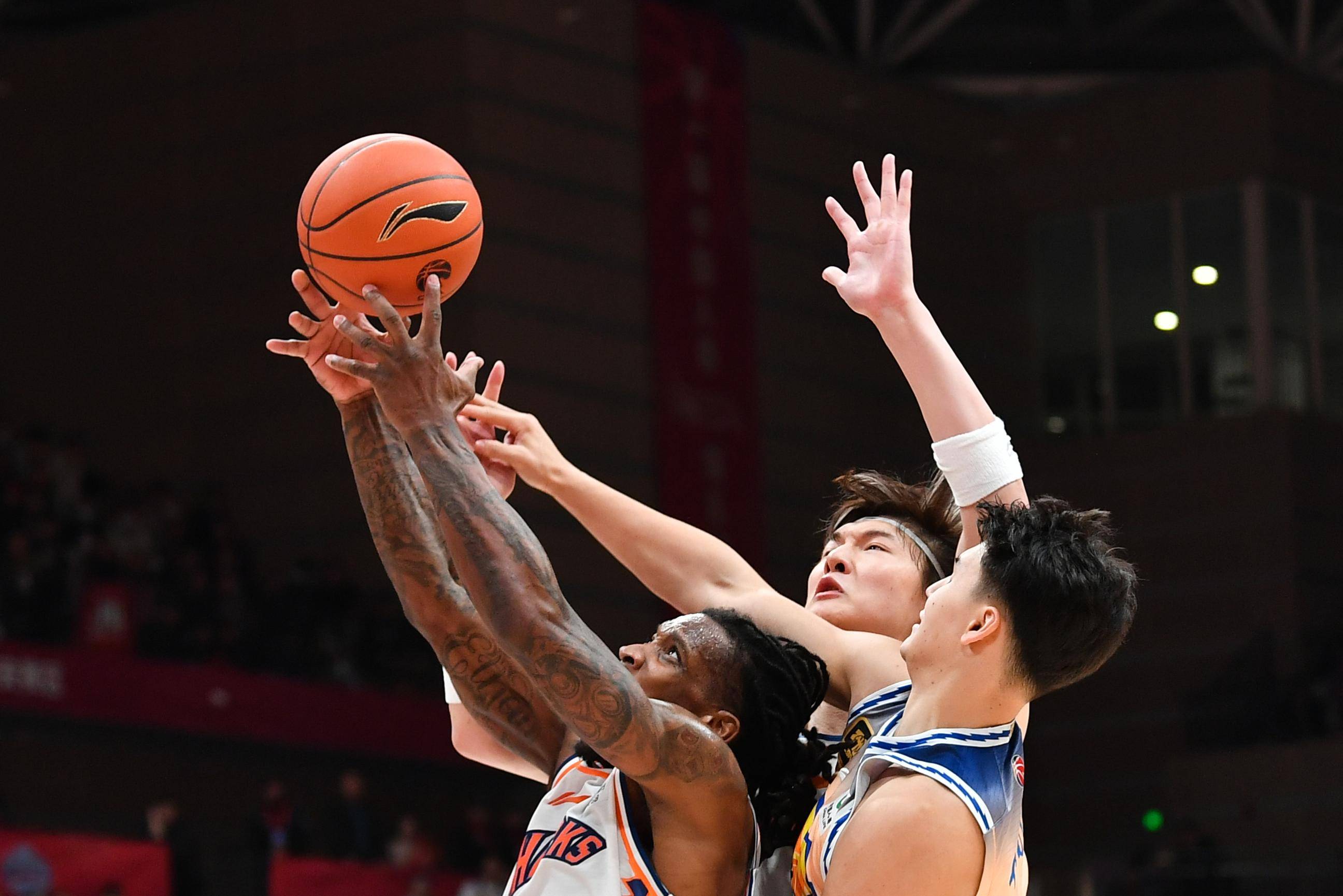 包含西班牙队实力强劲,拟定夺冠之路的词条 包含西班牙队实力强劲,拟定夺冠之路的词条