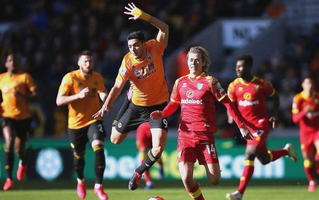 FB体育在线-狼队客场战胜水晶宫，稳步前进