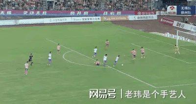 FB体育-沃尔夫斯堡客场打破僵局，取得关键胜利