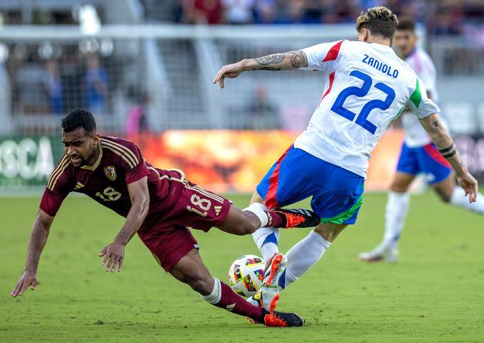 -美洲杯预选赛委内瑞拉队力挺晋级