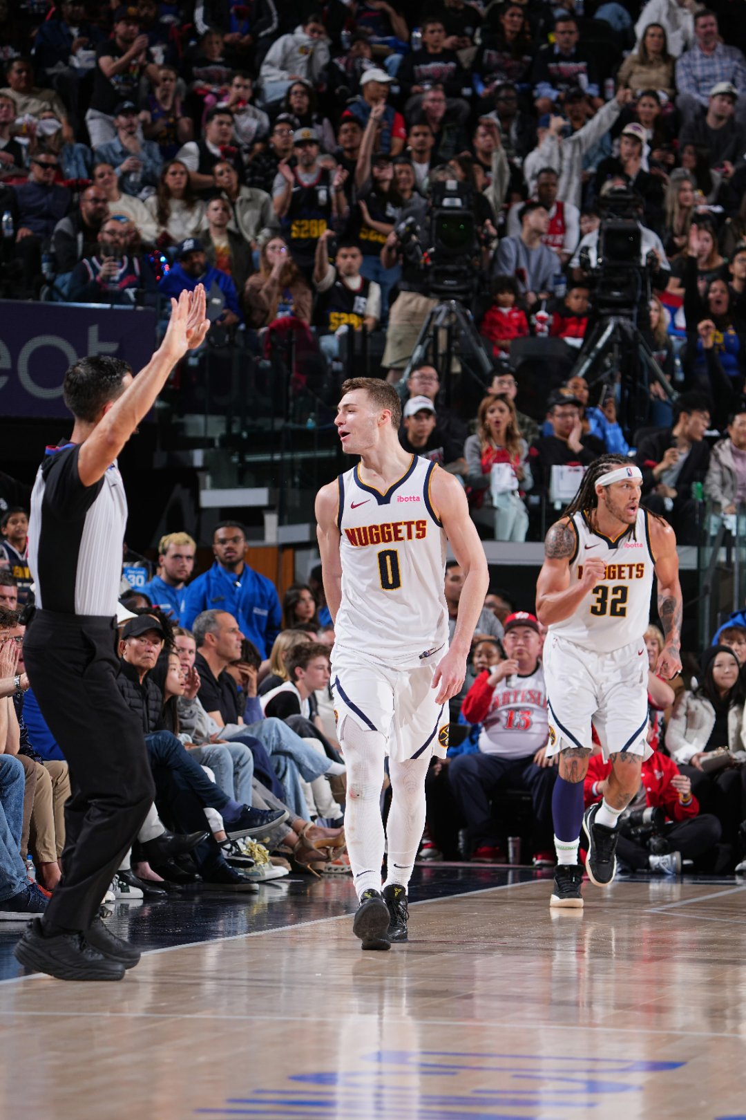 篮网无缘东部决赛,遭遇快船绝杀 篮网无缘东部决赛,遭遇快船绝杀