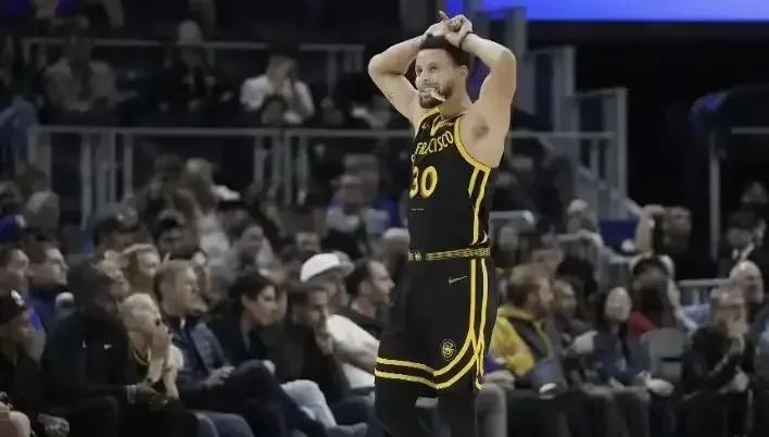 FB体育注册网址-勇士遭遇森林狼逆转，吞下败绩