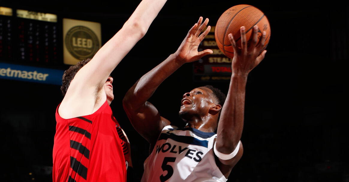 FB体育官网-森林狼负开拓者，战绩堪忧主帅压力巨大