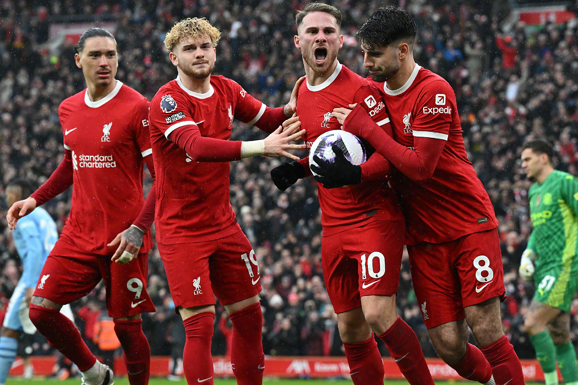 FB体育-广州恒大客场战平丽江雄鹿，积分榜排名暂居第四的简单介绍