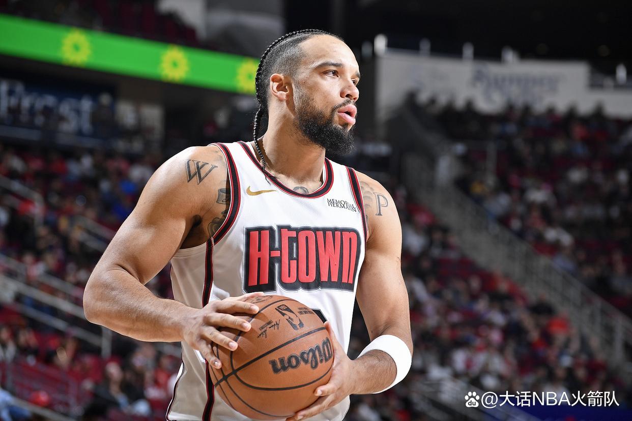 火箭大胜爵士,取得三连胜 火箭大胜爵士,取得三连胜