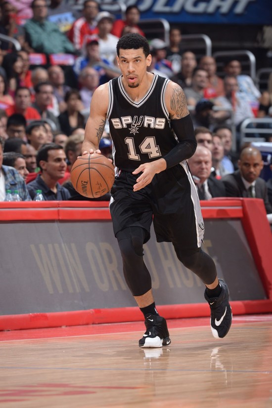 加拿大男篮爆冷黄蜂，丹尼·格林惊艳世界的简单介绍