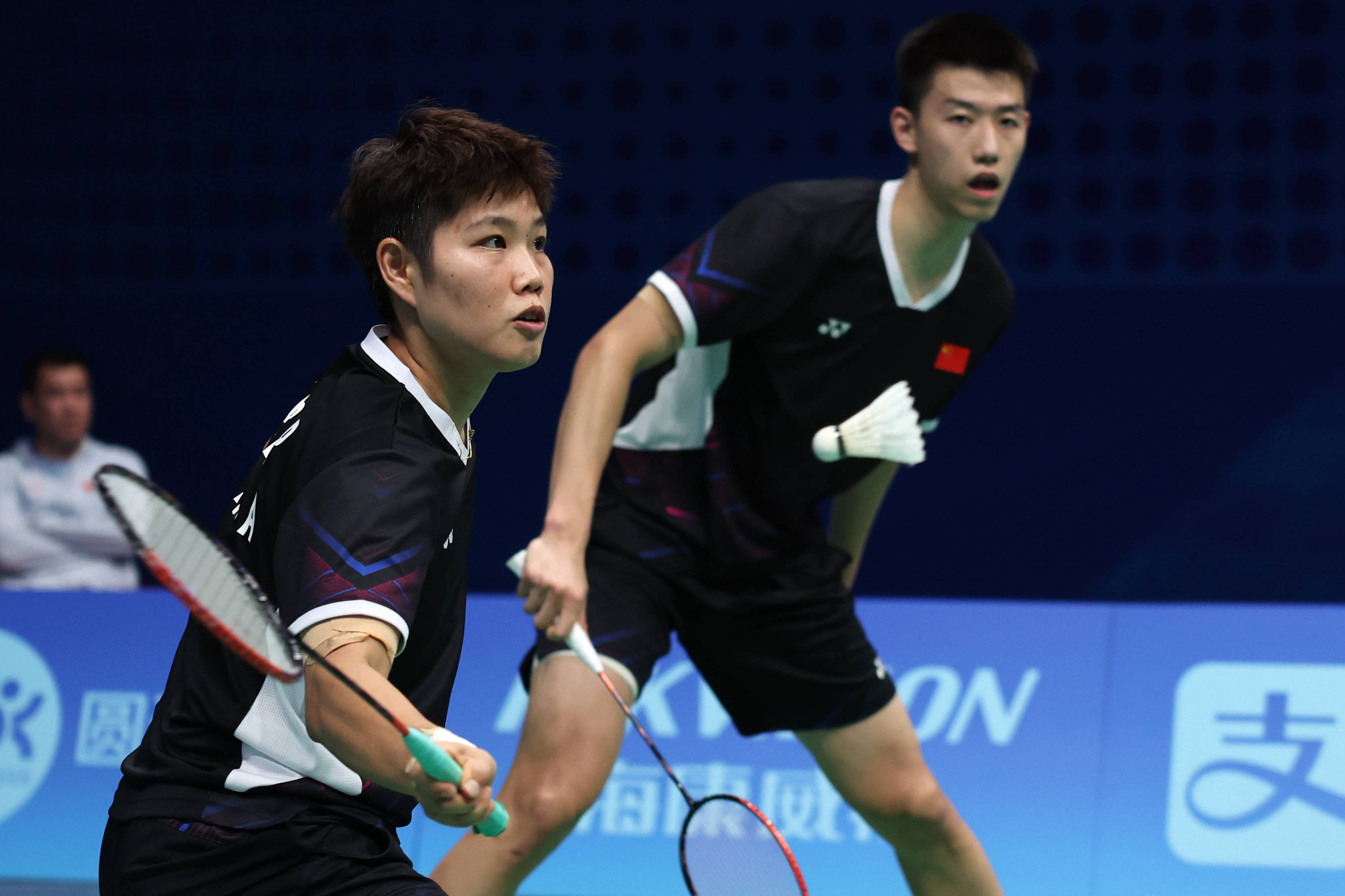 包含亚运会:中国女子羽毛球队包揽混合团体冠亚军的词条 包含亚运会:中国女子羽毛球队包揽混合团体冠亚军的词条