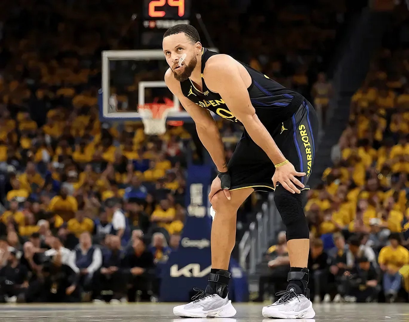 勇士大胜篮网，库里状态回暖