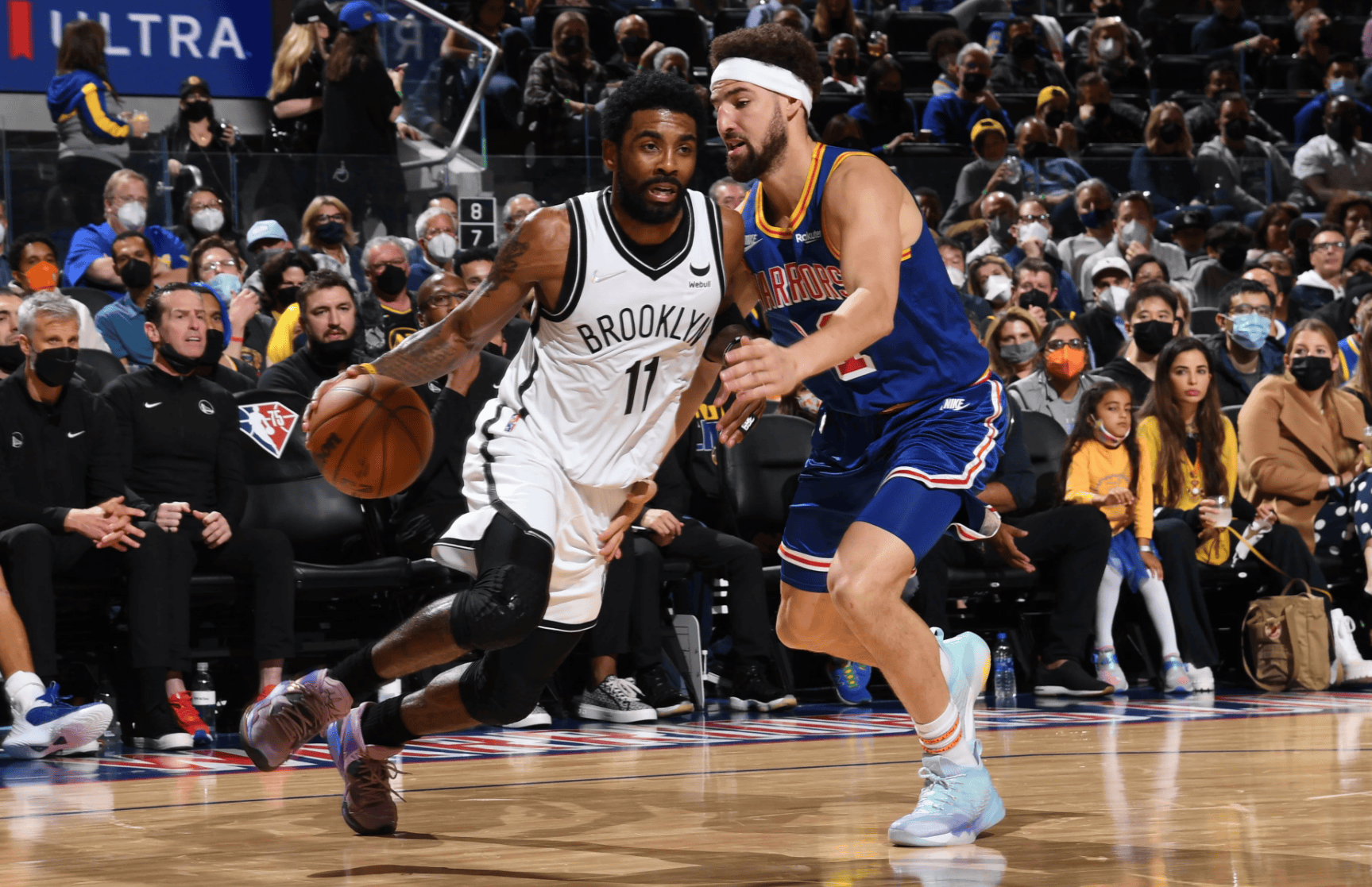 勇士大胜篮网，库里状态回暖