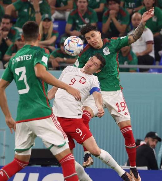 墨西哥完胜加拿大，阿尔瓦雷斯打破历史纪录