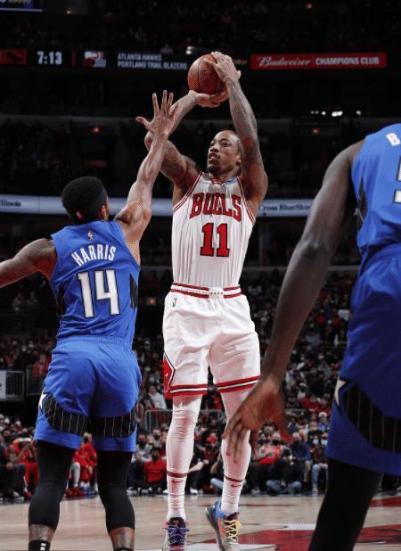 关于太阳绝杀北京队，德罗赞点燃赛场的信息